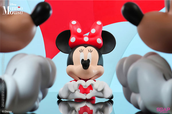 Mickey Mouse Love Hand Bust (2 sizes) – Artional